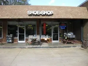 Member Spotlight - April's New & Renewed Members 158 31892 Man Mur Shoe Shop