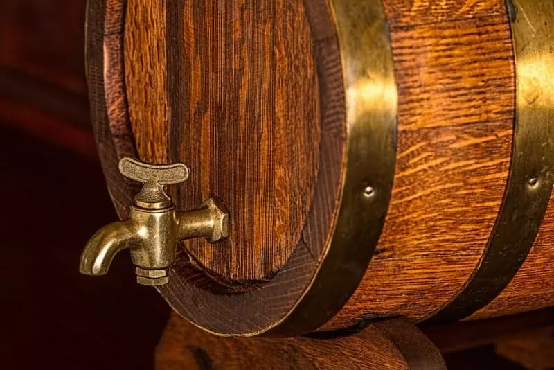 beer-barrel-keg-cask-oak