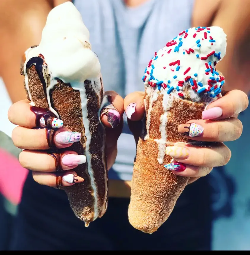Magdalenas Chimney Cakes