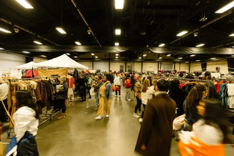 240120 NC VINTAGE BAZAAR DAY 1 398 Tommy Coyote @tommycoyote  768x512